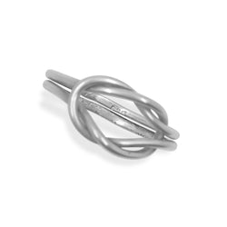 LOVE KNOT RING